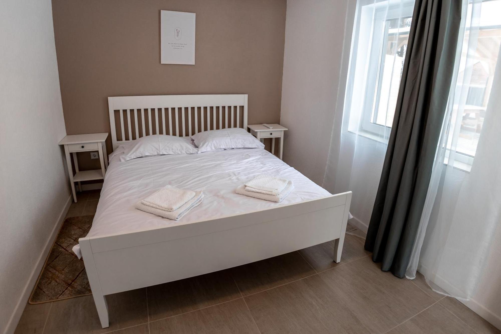 Villa Casa Tinca 2 Izvoru Mureşului Esterno foto