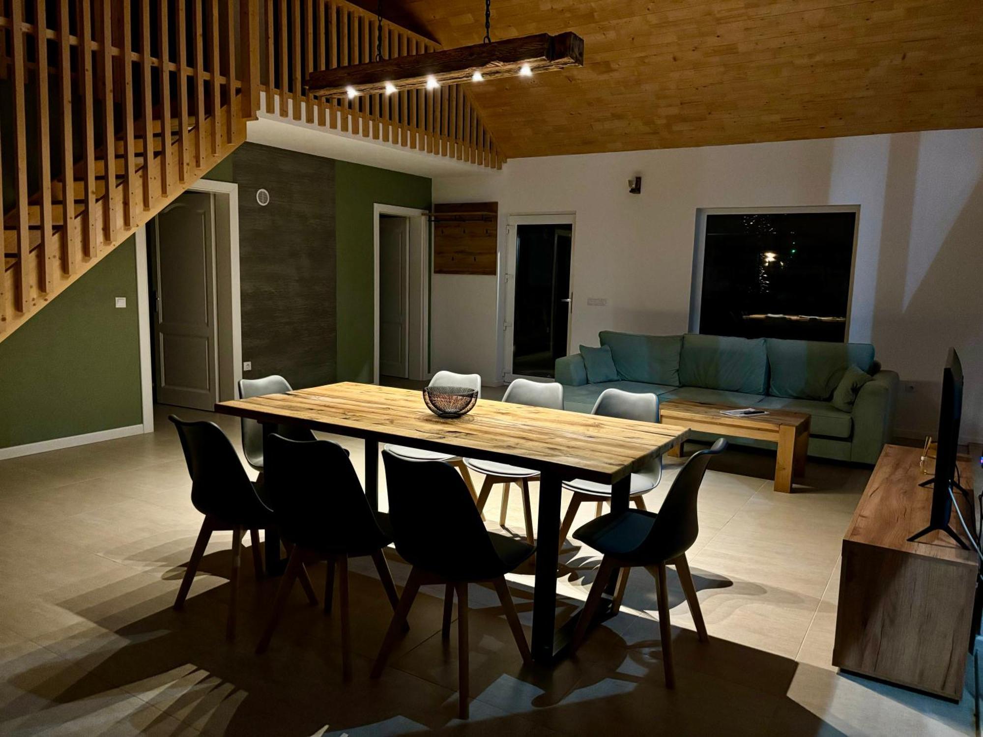 Villa Casa Tinca 2 Izvoru Mureşului Esterno foto