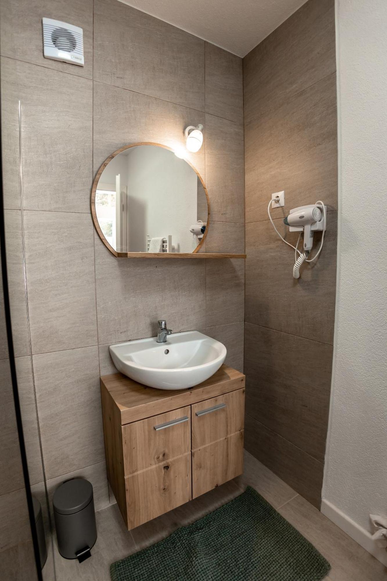 Villa Casa Tinca 2 Izvoru Mureşului Esterno foto